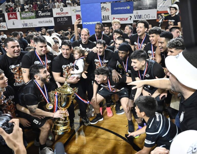 Inauguración de la Liga Nacional de Baloncesto: Estrella 35 de los Kings – Centro Deportivo