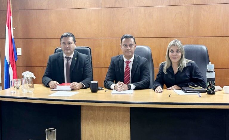 Condenado por inducir a niña a enviar imágenes sexuales.
