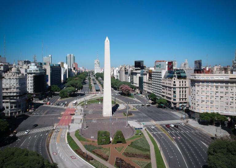 El Congreso llevará a cabo la construcción de un obelisco.