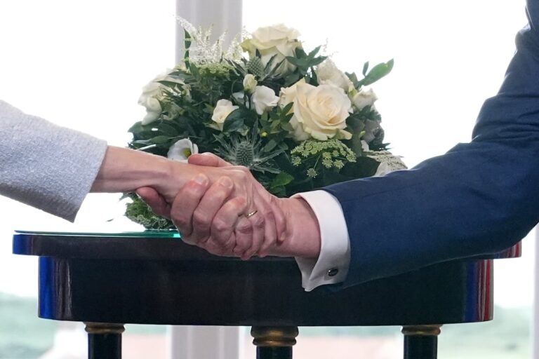 El controvertido acuerdo comercial con los Estados Unidos coloca von der Leyen en El Leiva