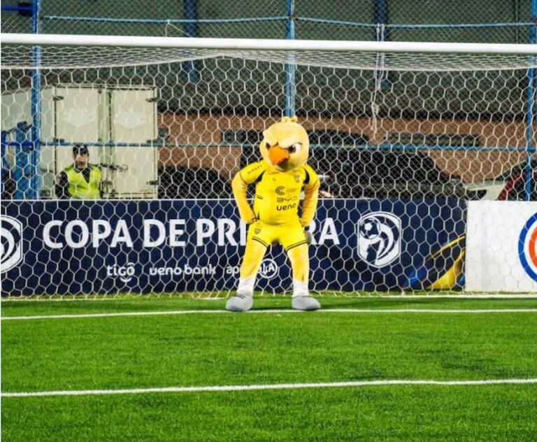 Recoleta FC: El portero Canario, con interesantes recompensas – Deportivo Recoleta