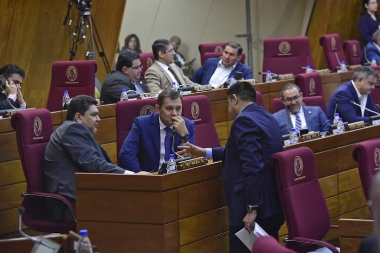 Incluyen prohibición de uso del padrón nacional en orden del día de Diputados