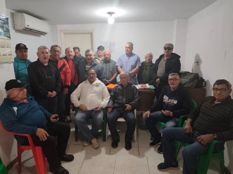 Jubilados organizan movilización masiva para el 9 de agosto.
