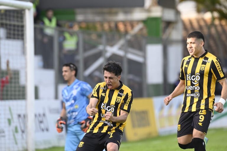 Guaraní 4 – Ameliano 1: El Cacique derriba a La Arboleda con anotaciones.