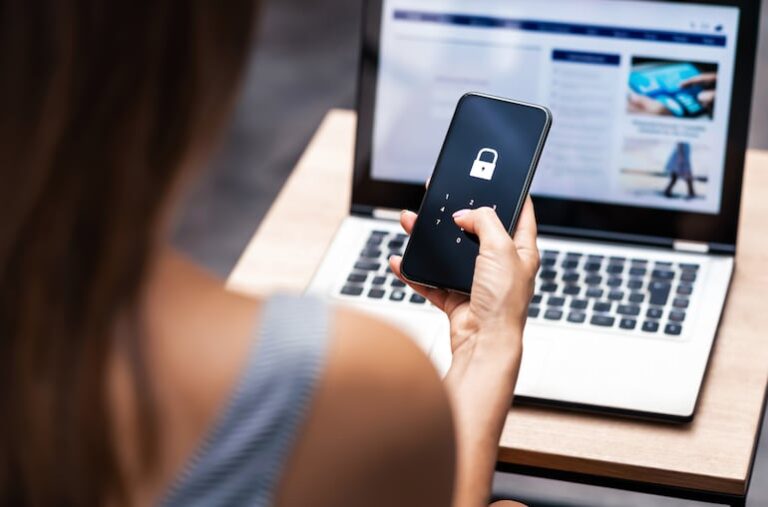 Protege tu seguridad en línea: curso gratuito de Mitic.