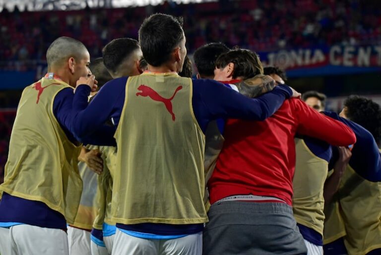 Vídeo: La celebración desenfrenada de Diego Martínez tras el tercer gol.