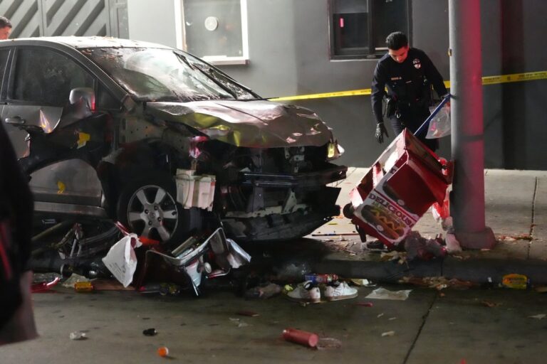 Un abuso múltiple en Los Ángeles deja más de 30 heridos, siete de ellos en estado crítico