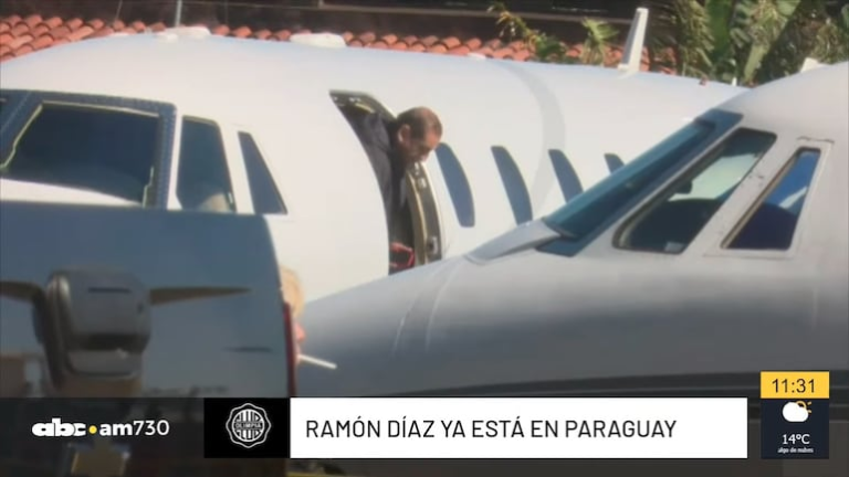 Ramón Díaz aterrizó en el país para asumir la dirección de Olimpia.