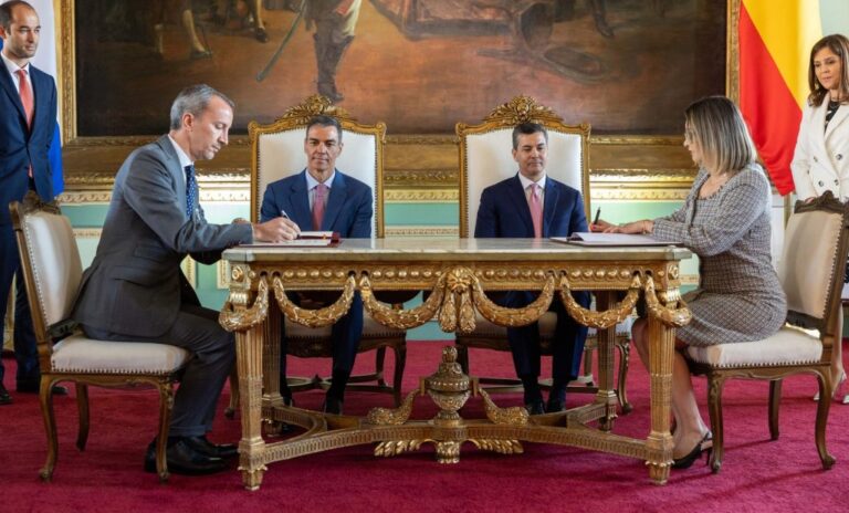 Paraguay y España firman acuerdo para que compatriotas puedan trabajar temporal y legalmente en el país europeo