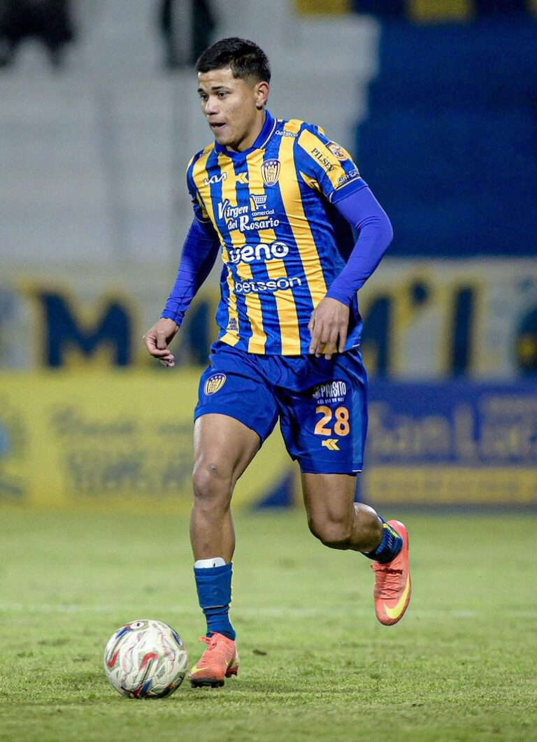 Joelson, con un exitoso estreno en Luqueño