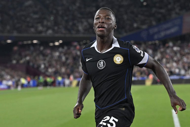 Hincapié, Pacho y Caicedo liderarán a Ecuador en sus partidos