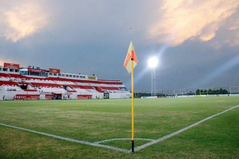 Paraguarí busca aprovechar la ventaja en el partido de ida