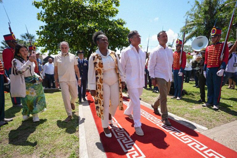 De la crítica en Cali a la sonrisa en Leticia: la relación entre Gustavo Petro y Francia Márquez entra en el deshielo