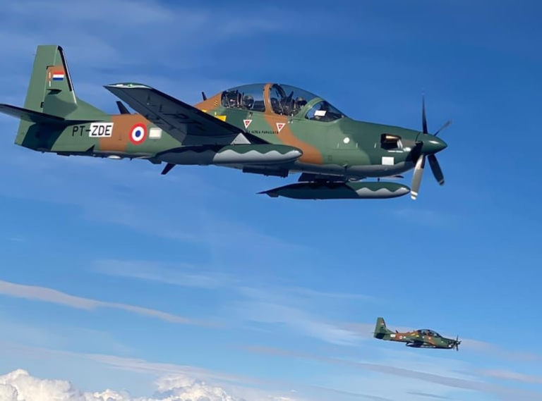Defensa utiliza aeronaves para buscar argentino desaparecido en Chaco.