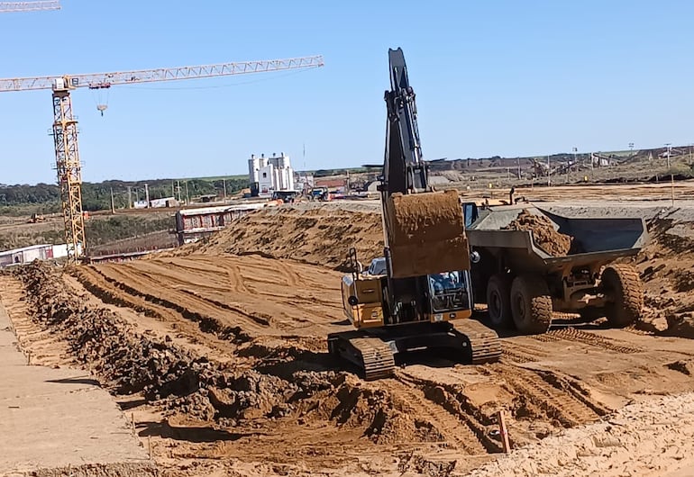 EBY deberá negociar con ANDE sobre estación de maniobras.
