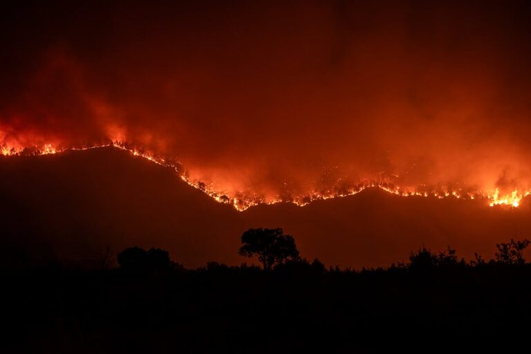España enfrenta otro día de fuego con especial preocupación en las provincias de Ourense y Zamora | España