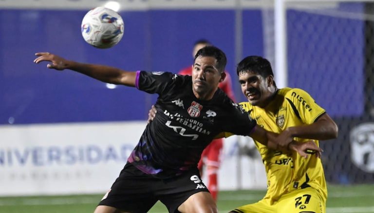 Recoleta FC0 - General Caballero JLM 0: Empate sin tantos
