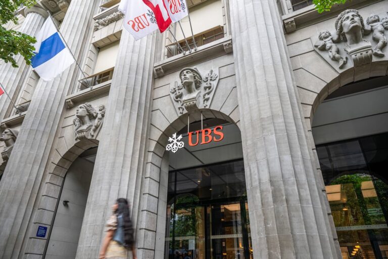 La búsqueda de cuentas nazis en Credit Suisse Shakes UBS