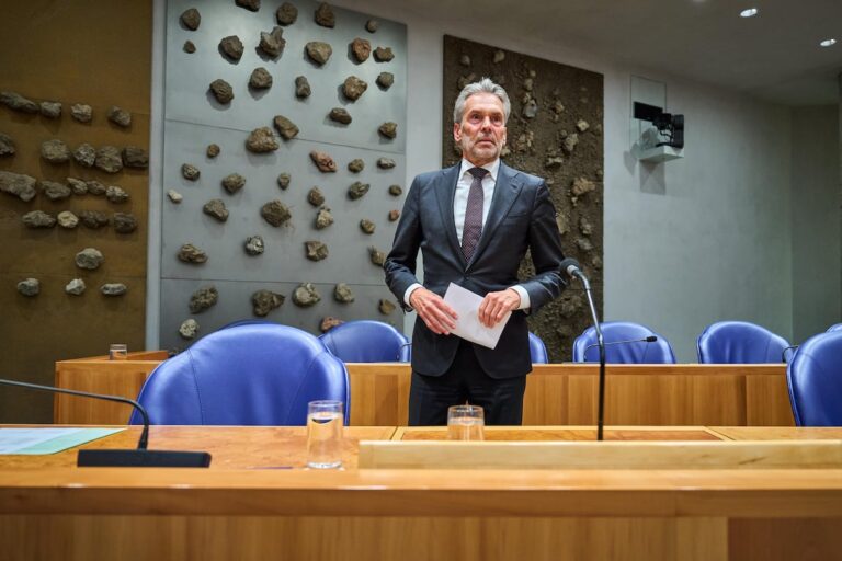 La masacre de Israel en Gaza causa la primera crisis importante de un gobierno en Europa