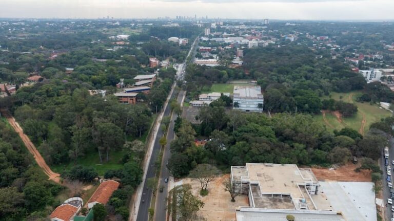 Obras en Fernando de la Mora no afectarán tránsito Mariscal López.