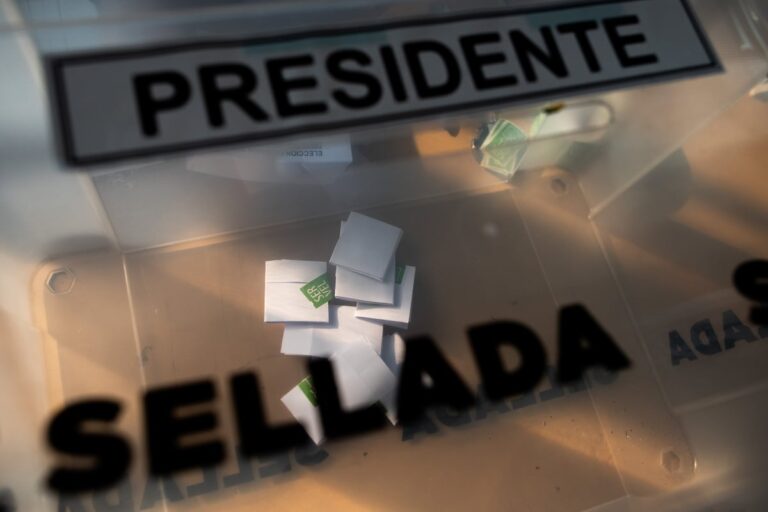 Postdemocracia. El final de un orden mundial?