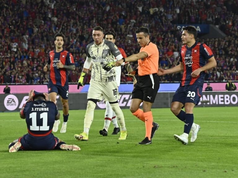 Diego Martínez sobre el arbitraje de Piero Maza: “No fue de mi agrado” – Cerro Porteño