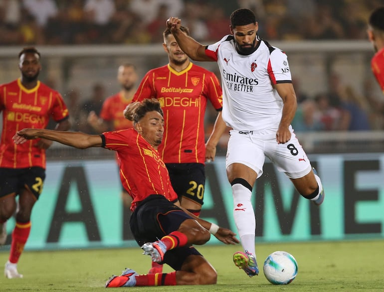 Milán consigue su primera victoria - Fútbol Internacional