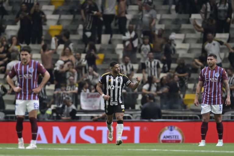 Mineiro da la vuelta al marcador con un tanto de Hulk y se adelanta en la serie de octavos de final – Copa Sudamericana.