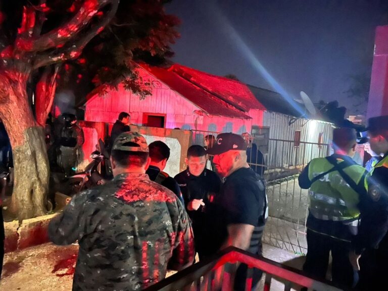 Un hombre murió y otro sufrió lesiones en el incidente.