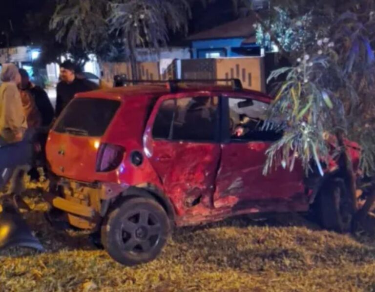 Accidente frontal en Pedro Juan Caballero causa dos heridas graves y un arresto.