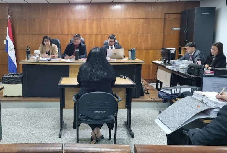 Alegatos finales en juicio del médico Aurelio Espínola.