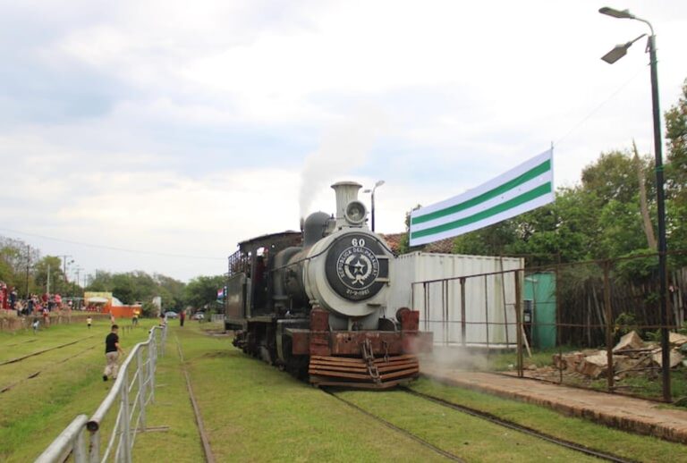 Emoción y nostalgia: la Locomotora N° 60 se reactivó.