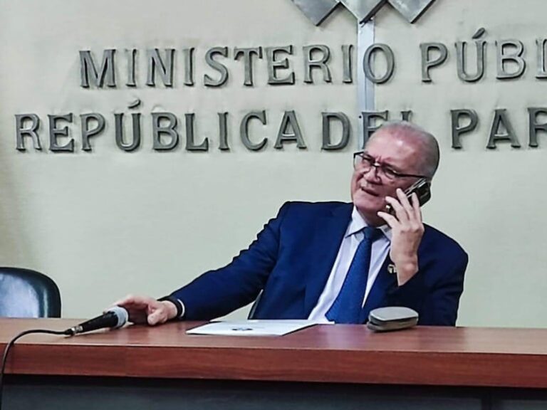 Fiscalía alerta sobre perfiles falsos de Emiliano Rolón en redes sociales.