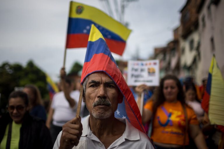 «Hemos estado escuchando la misma historia por un tiempo»: la vida cotidiana en Venezuela lleva lejos del fantasma de una invasión
