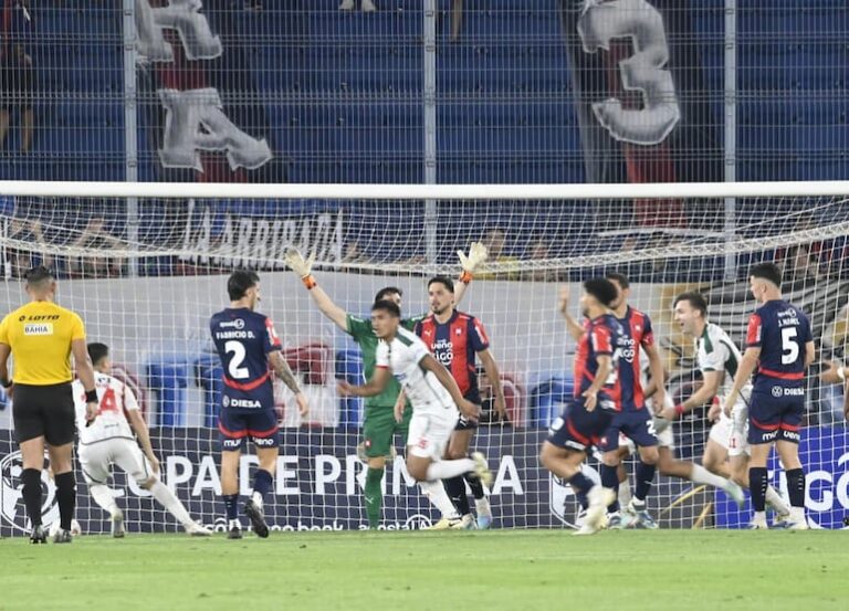 Video: La falta de respuesta de los jugadores de Cerro ante el 1-0 – Cerro Porteño