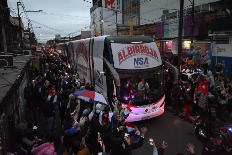 Paraguay contra Ecuador en directo durante las Eliminatorias Sudamericanas -