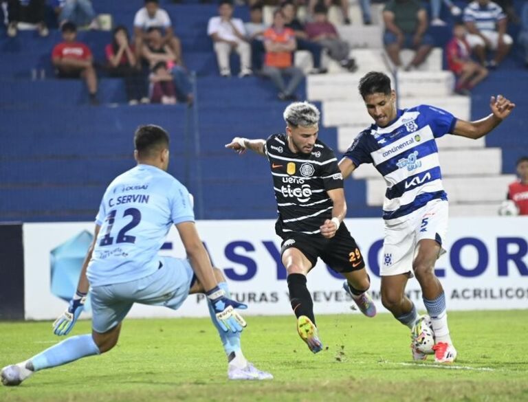 Olimpia se enfrenta a 2 de Mayo con el objetivo