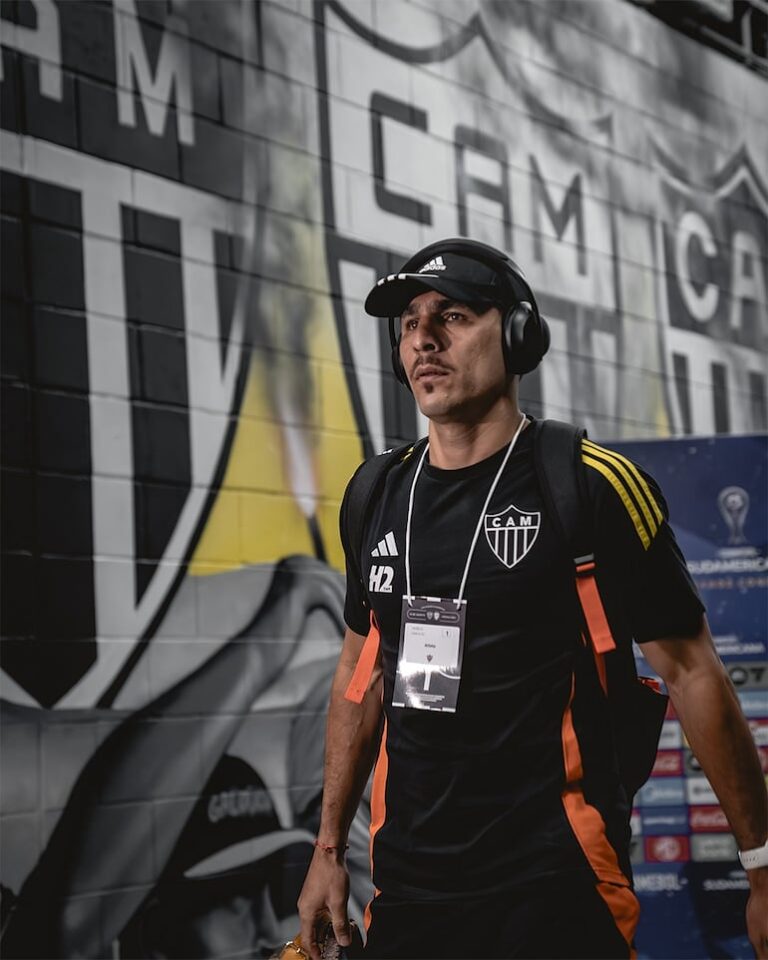 Bolívar se enfrenta al Mineiro de Junior Alonso en la Copa Sudamericana.