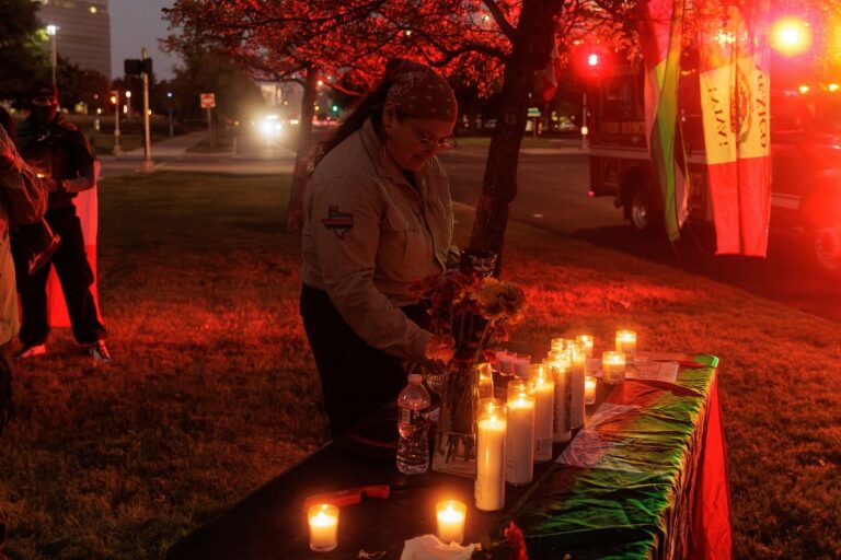 Un segundo migrante muere en la oficina de hielo en Dallas después de los días hospitalizados