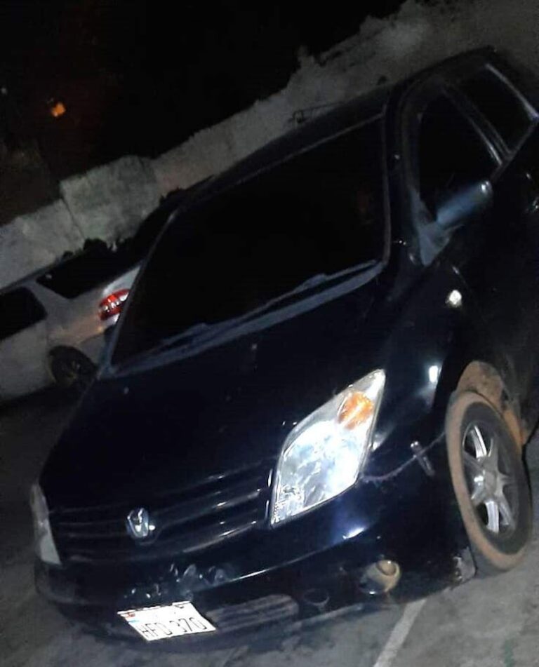 Vehículo robado en Luque es recuperado tras asalto.