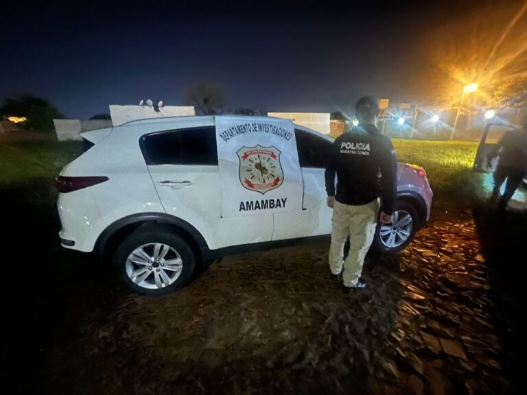 Policía logra recuperar camioneta robada a funcionario frente a un gimnasio