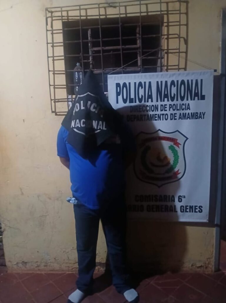 Comerciante aprehendido por violencia familiar en el barrio General Genes