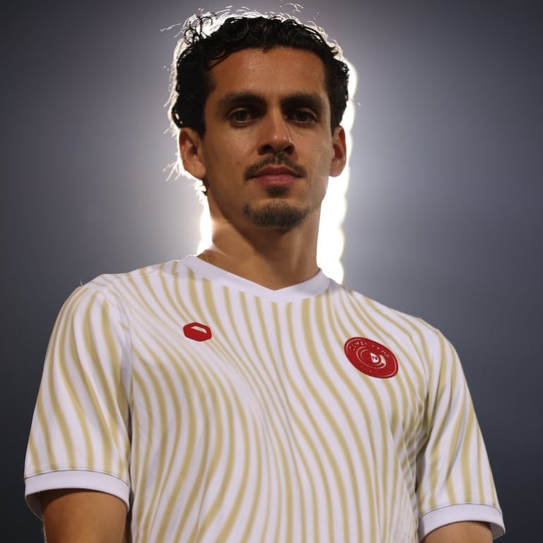 Jesús Medina, presentado en Arabia Saudita - Deportes de Fútbol