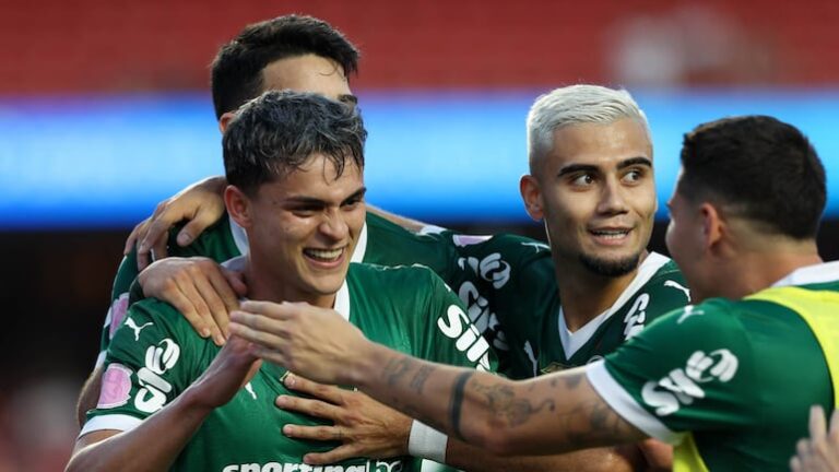 Vídeo: El tanto de Ramón Sosa en la emocionante victoria de Palmeiras.