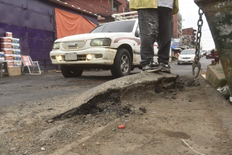 Avenida Rodríguez de Francia se volvió intransitable, Mercado 4.