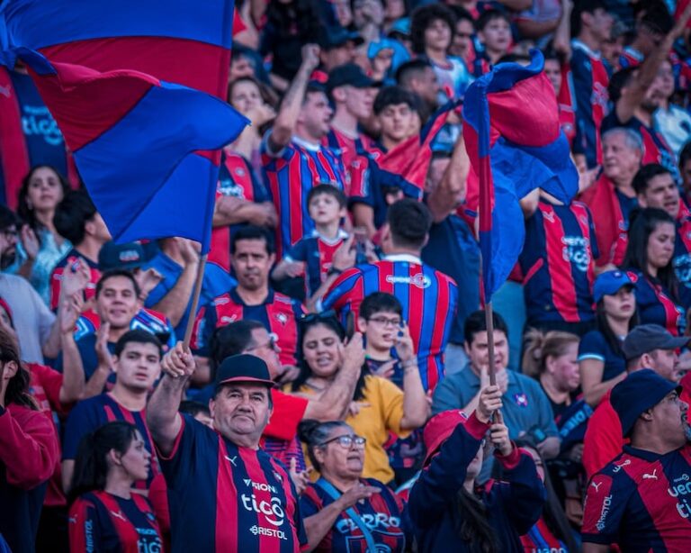 Cerro Porteño se enfrenta a Guaraní: más de 15,000 boletos comercializados.