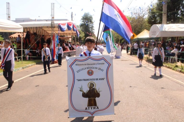 Celebración de color y tradición en Atyrá: 487 años.