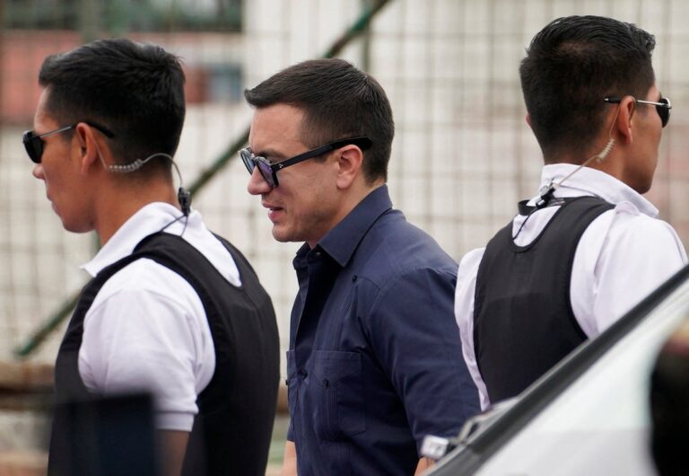 El Gobierno de Noboa despliega 5.000 militares más para reprimir las protestas en Ecuador