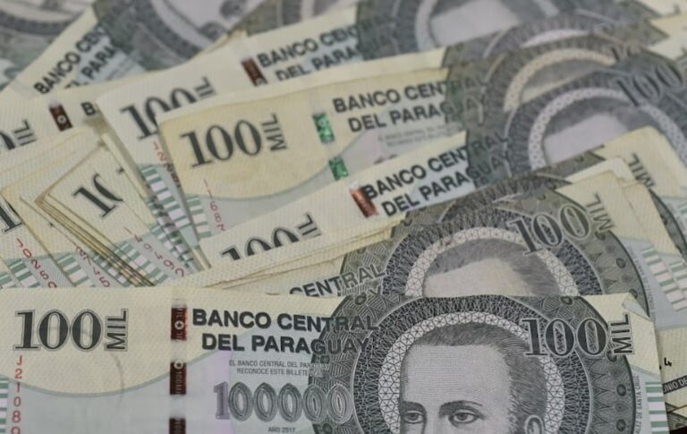 Funcionarios de Caja Municipal acusados por pagos irregulares.