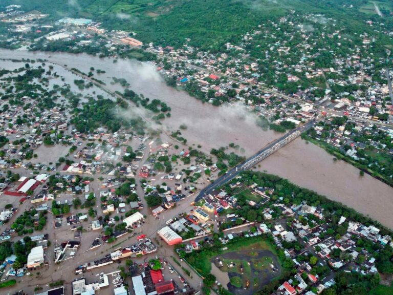 Inundaciones en México: lluvias dejan 37 muertos y emergencia en varios estados